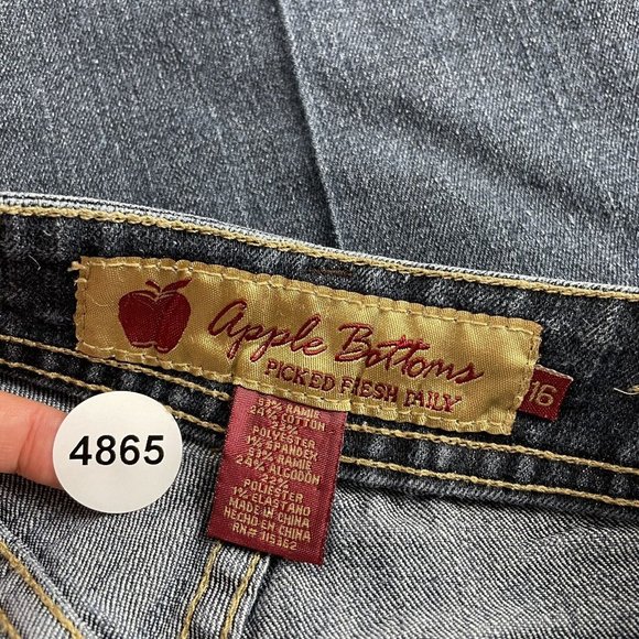 Y2K 2000 Apple Bottoms Bimbo McBling Embroidered Rhinestone Denim Bermuda 4 26 S - Picture 11 of 11